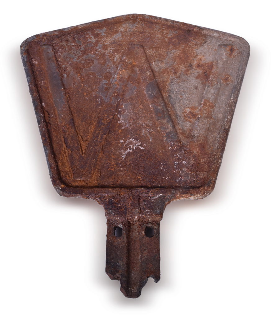 4596 - Norfolk and Western Railway Cast Iron Whistle Sign thumbnail