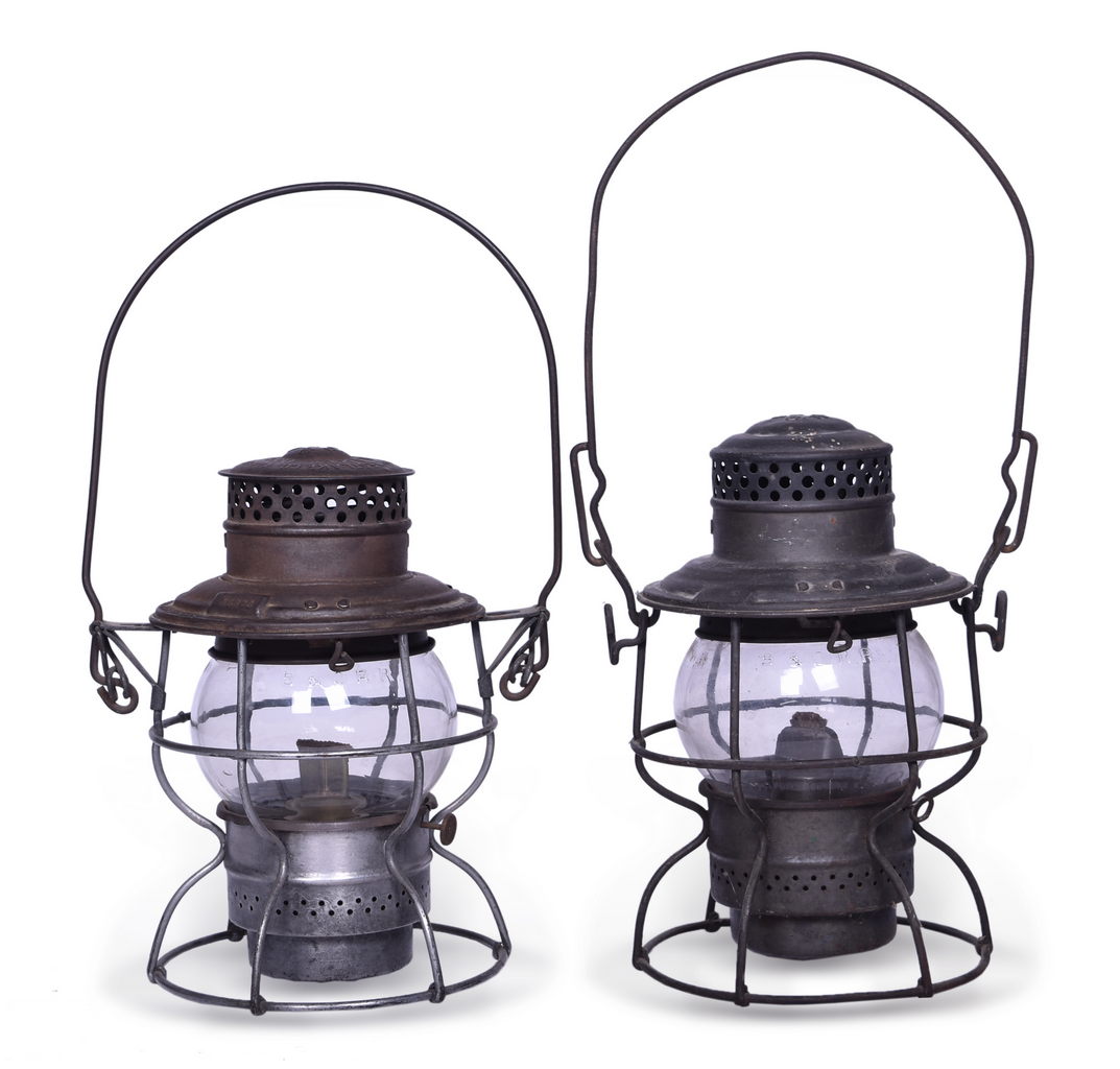 4613 - Pair of Adams & Westlake Baltimore & Ohio Railroad Lanterns thumbnail