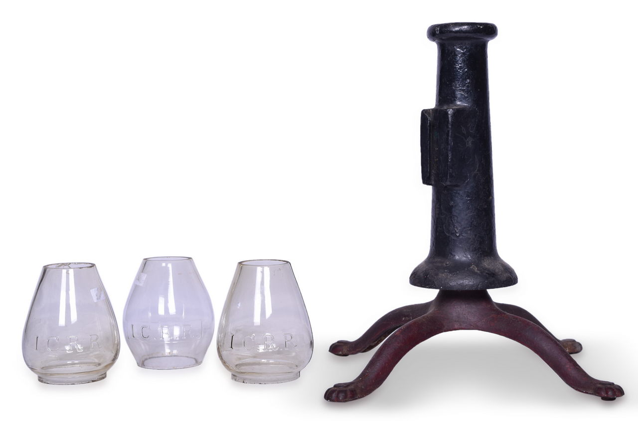 4614 - Cast Iron Railroad Locomotive Pilot Flag Holder thumbnail