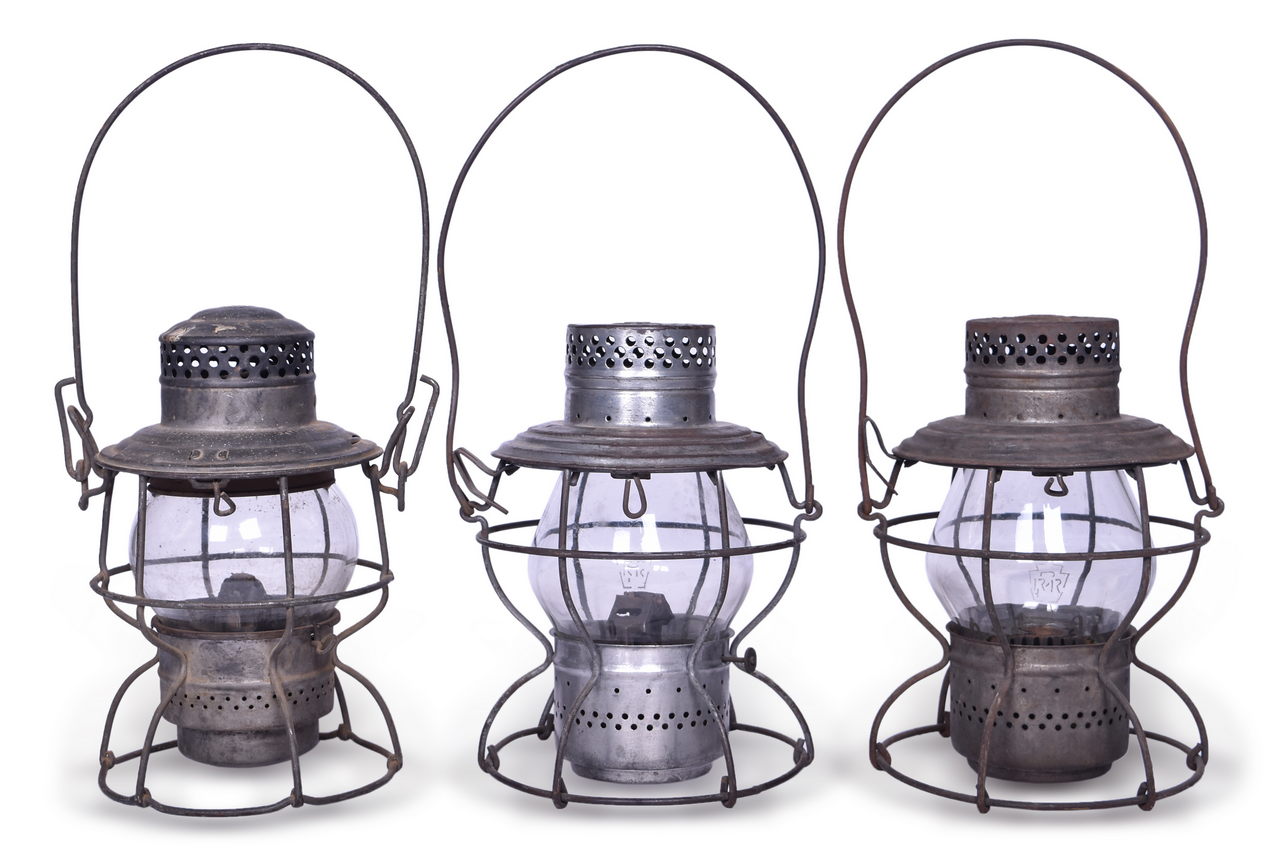 4623 - Three Handlan Pennsylvania Railroad Lanterns thumbnail