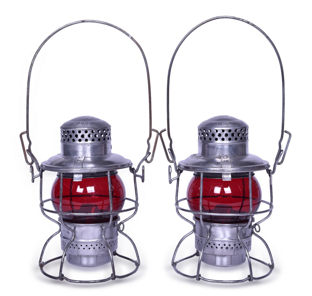 4018 - Indiana Harbor Belt and Belt Railway Adlake Railroad Lantern Pair thumbnail