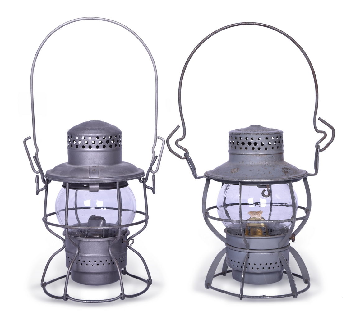 4038 - Penn Central Adlake Kero Lantern and Erie Railroad Dressel Lantern thumbnail
