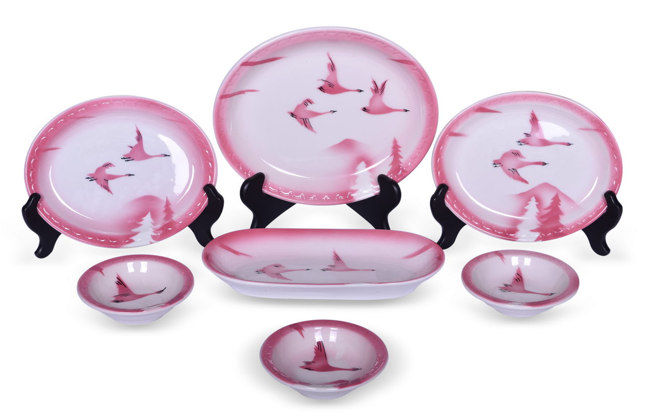 4039 - Seven Pieces of Milwaukee Road Traveler China Oval Platters, Celery Tray, and Sauce Bowls thumbnail