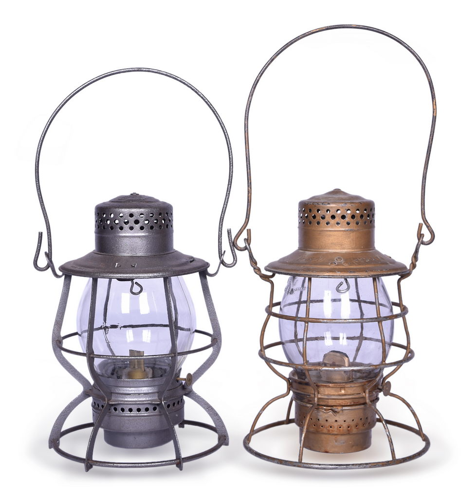 4050 - Keystone Lantern Company Pennsylvania Railroad Lantern and Rayo No. 39 Lantern thumbnail