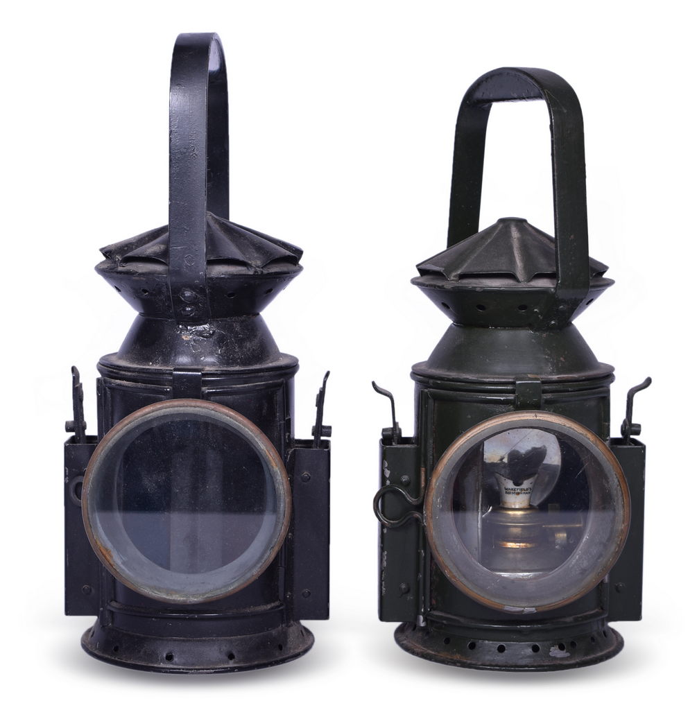 4064 - Pair of 3-Way Signaling Railroad Lanterns - Eastgate & Sons 1945 and Unmarked Military thumbnail
