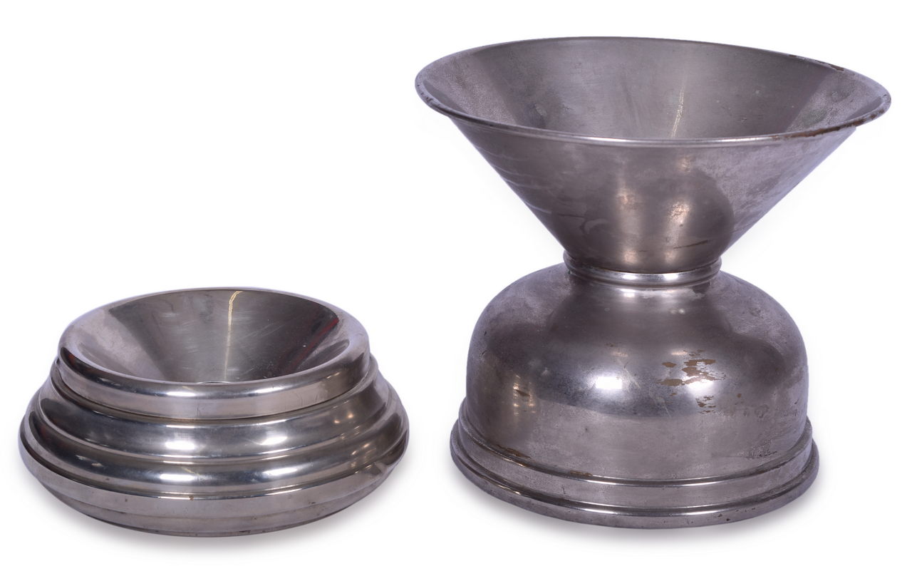 4132 - Pair of Spittoons / Cuspidor - Pullman Company and Dayton Manufacturing Co. thumbnail