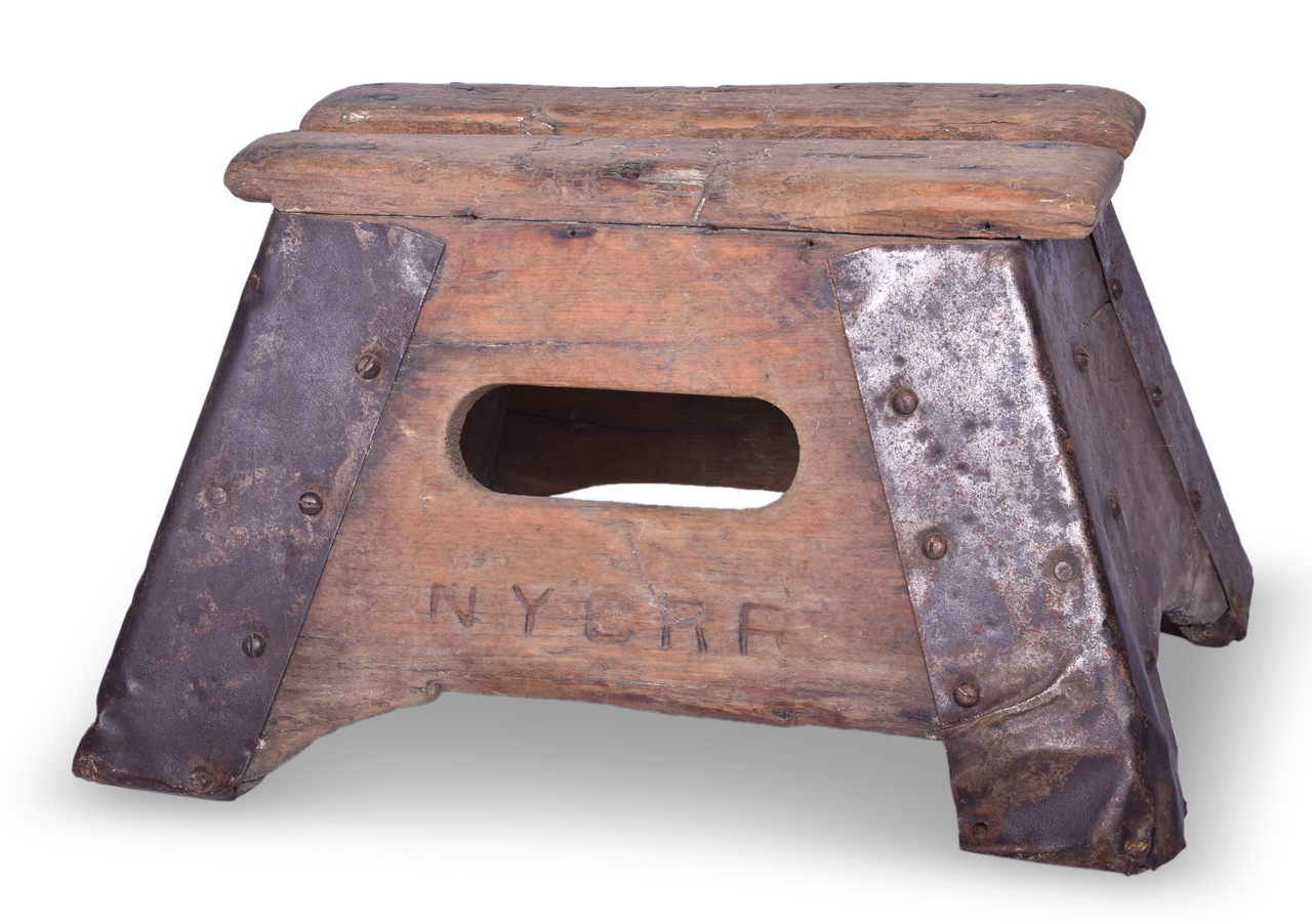 4156 - New York Central Railroad Wooden Passenger Car Step Box thumbnail