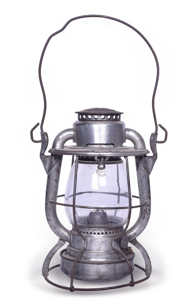 4170 - Dietz Vesta CCC&St.L / Big Four Railroad Lantern / w Clear Cast Globe thumbnail