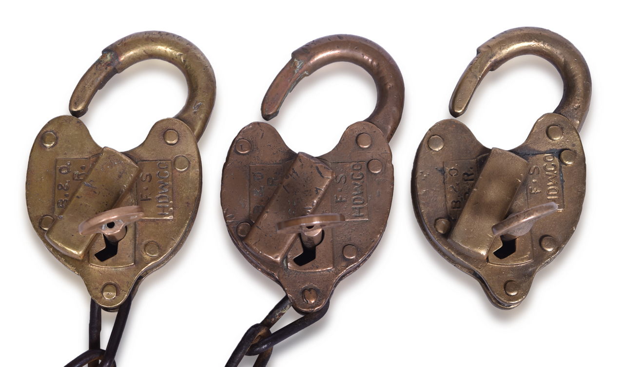 4222 - Three Baltimore and Ohio F-S Hardware Brass Heart Shaped Locks w/ Keys thumbnail