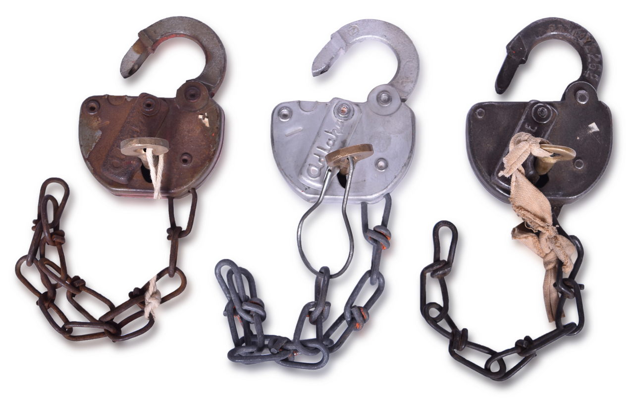 4254 - Three Railroad Locks - Adlake 1912 Detroit Toledo & Ironton and two Grand Trunk and Western thumbnail