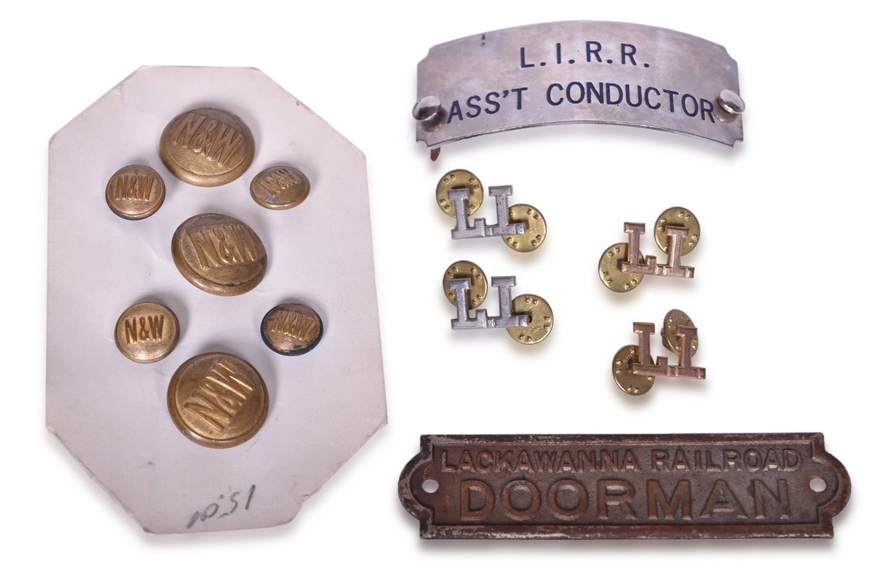 5033 - Group of Railroad Cap Badges, Lapel Pin, and Buttons - Long Island Railroad, Norfolk and Western, and Lackawanna thumbnail