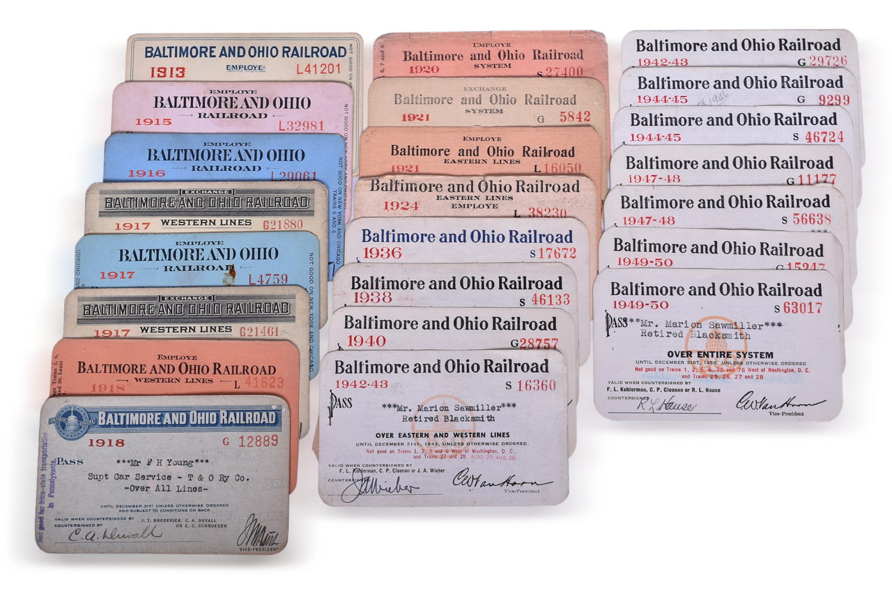 5065 - Twenty-Four Baltimore and Ohio Railroad Annual Passes - 1913 to 1950 thumbnail