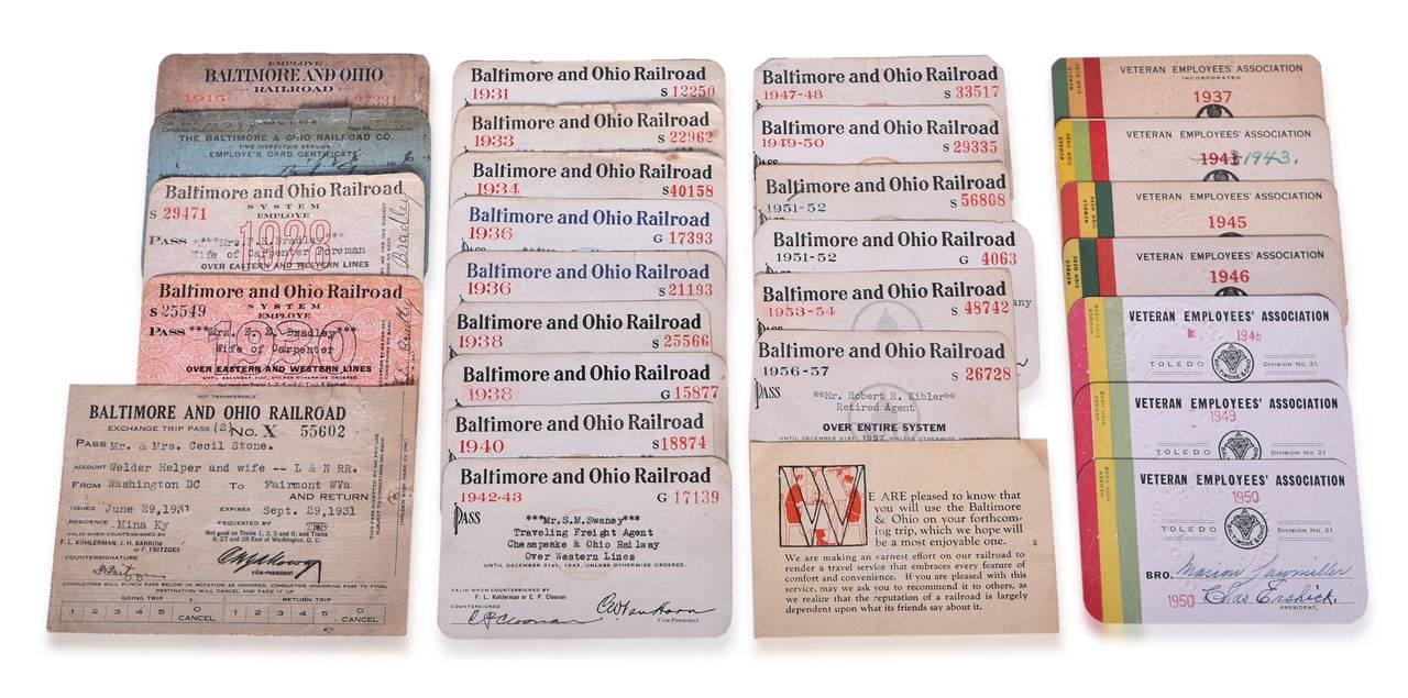 5095 - Twenty-Eight Baltimore & Ohio Railroad Annual Passes, Trip Pass, and Veteran Employee Association Cards thumbnail
