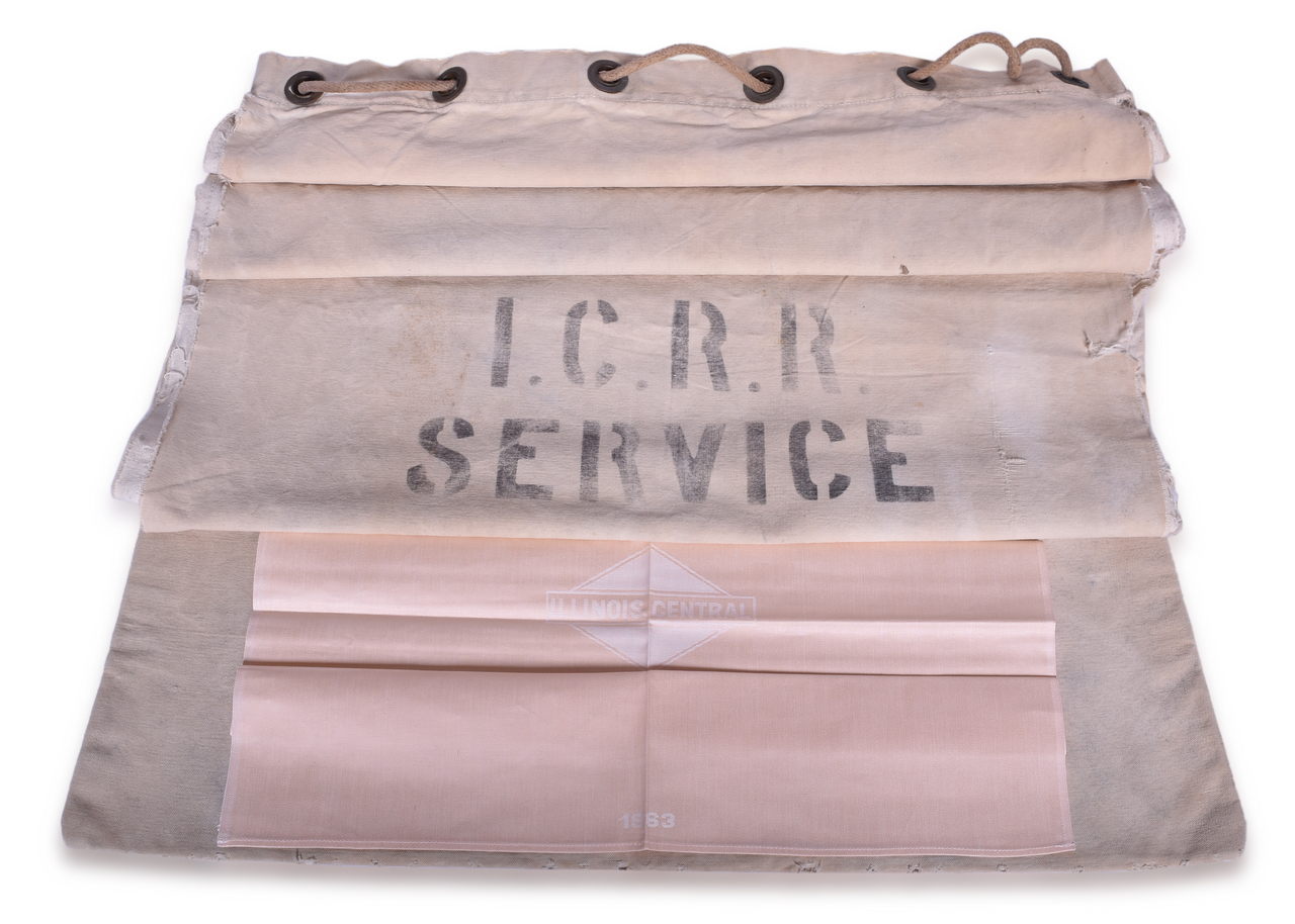 5109 - Illinois Central Railroad Drawstring Laundry Bag and Peach Linen Napkin thumbnail