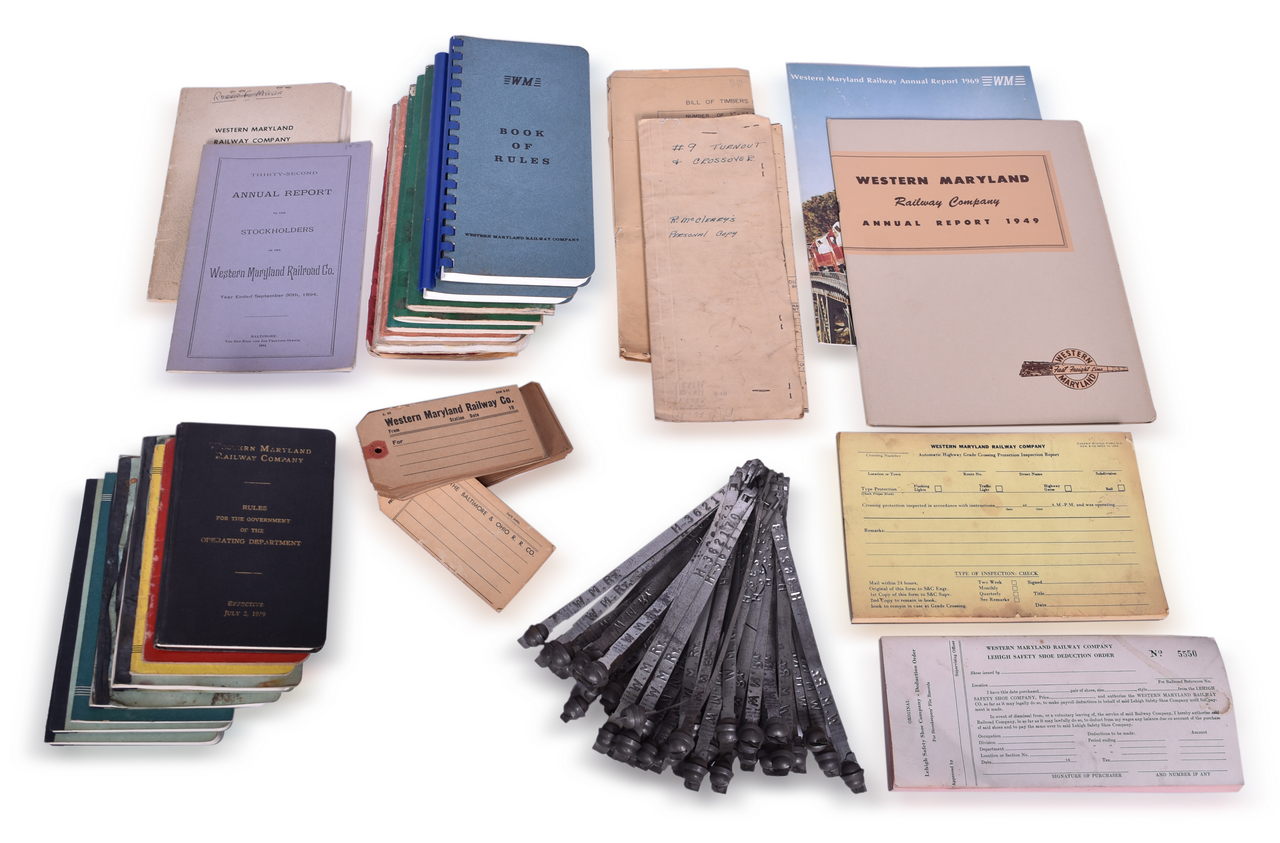 5110 - 27 Pieces of Western Maryland Railway Paper Ephemera - Employee Timetables, Annual Reports, Rule Books, etc. thumbnail