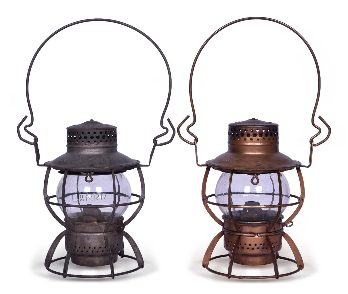 5261 - Pair of Dressel Louisville and Nashville Railroad Clear Globe Lanterns thumbnail