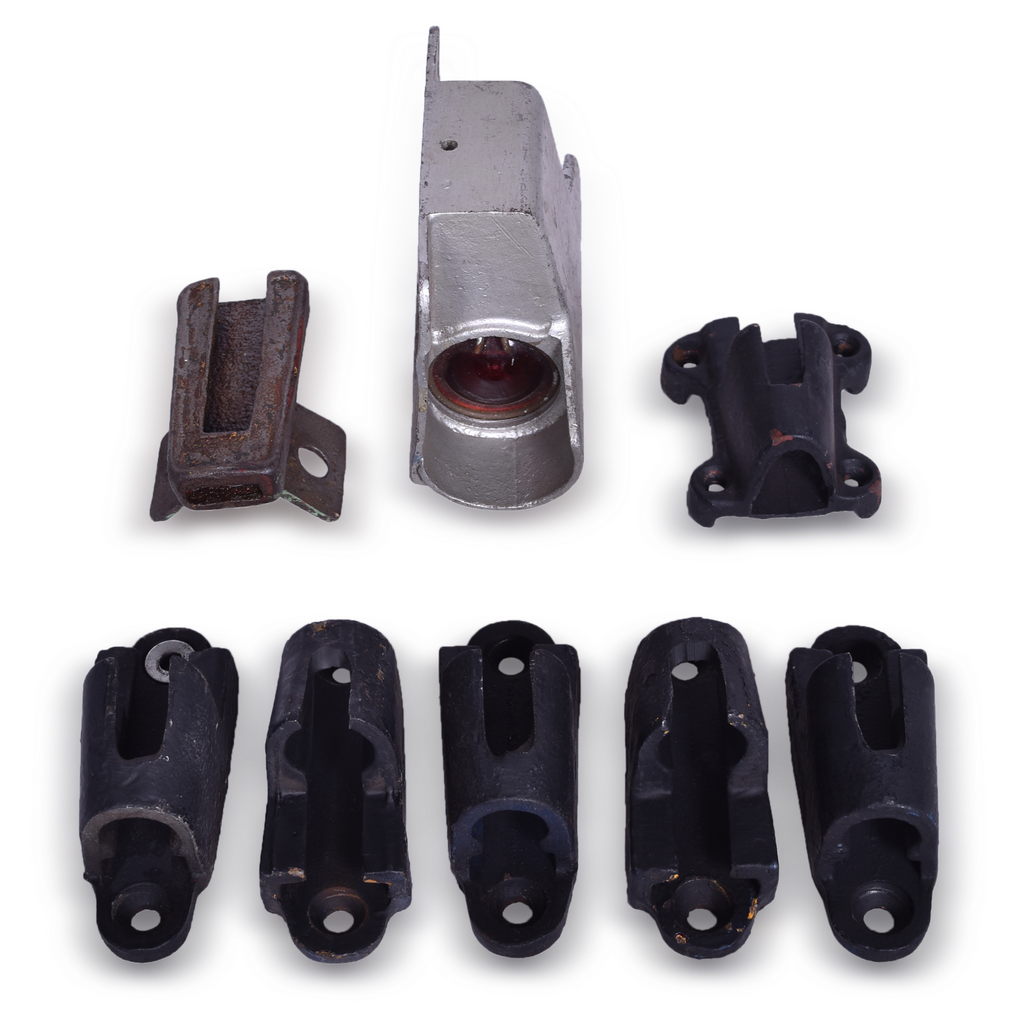5306 - Group of Eight Cast Railroad Hardware - Aluminum Colored Marker Lamp thumbnail