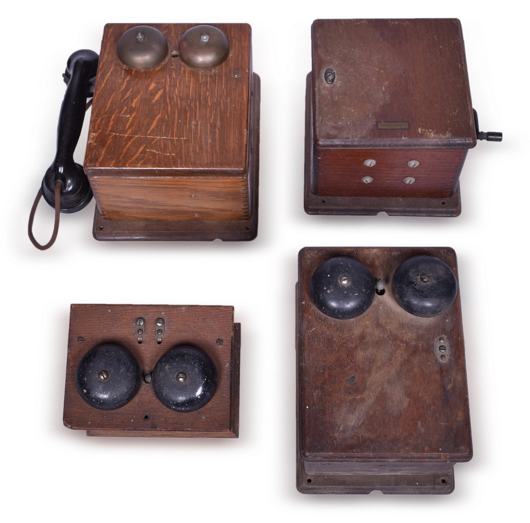 5460 - Group of Four Western Electric Railroad Telephone and Ringers thumbnail
