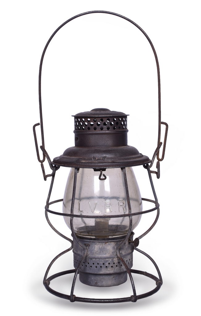 5490 - Adlake Reliable Lehigh Valley Railroad Clear Globe Lantern thumbnail
