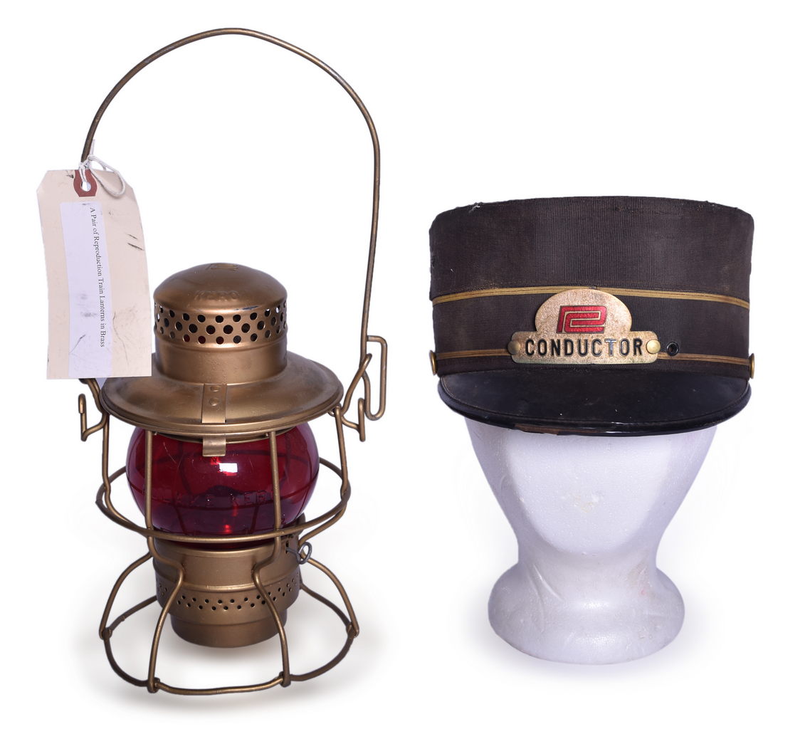 5520 - Penn Central Railroad Conductor's Cap and Adlake Kero Lantern thumbnail