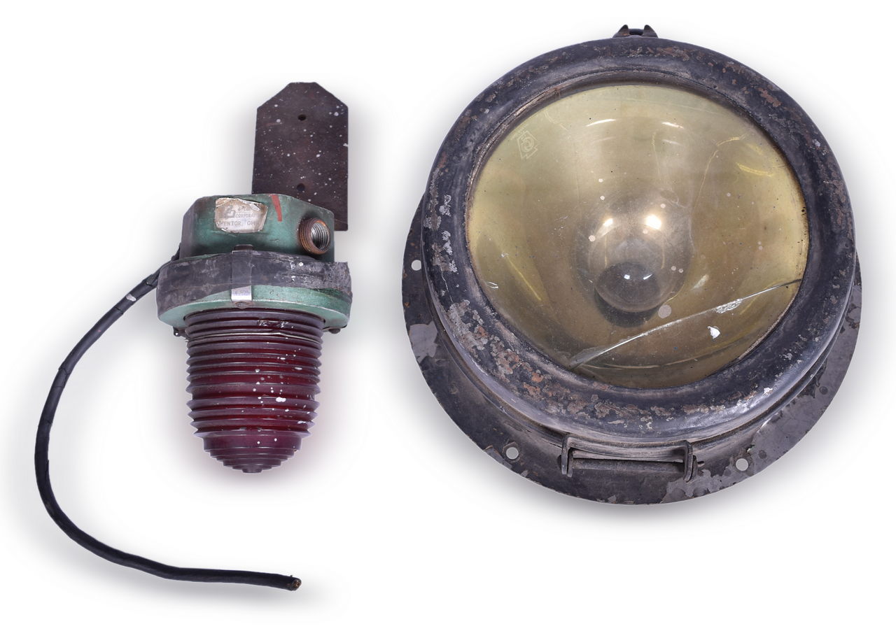 5574 - Golden Glow Headlight and Locomotive Warning Marker Lamp thumbnail