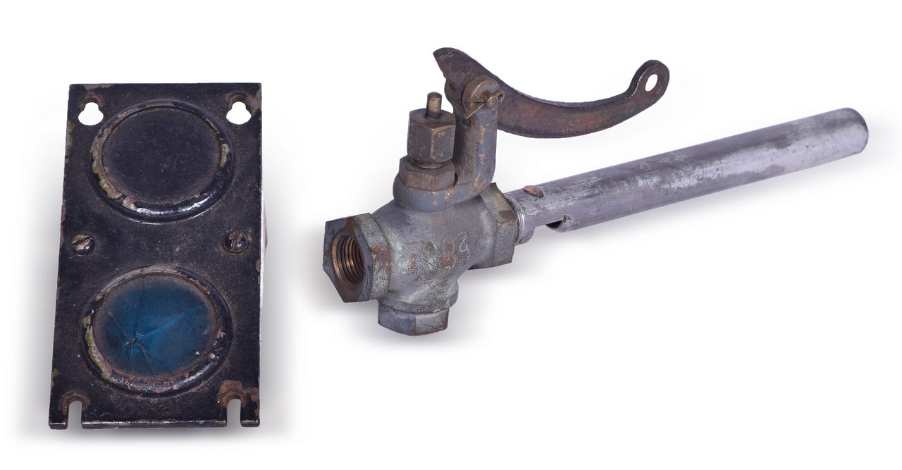 5580 - Lunkenheimer Caboose/Peanut Whistle and Tower Indicator Number Plate thumbnail