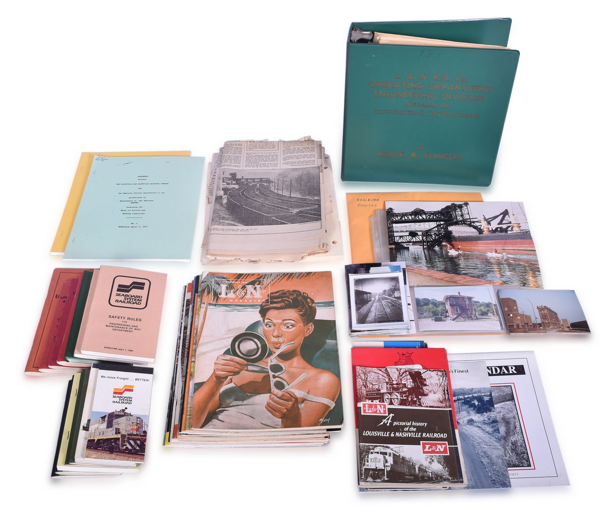 5684 - Louisville & Nashville and Seaboard System Paper Group - Photographs, Magazines, Maps, Gin Score, Rule Books, and More thumbnail