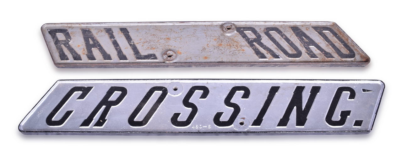 5610 - Pair of Original Cast Iron Railroad 