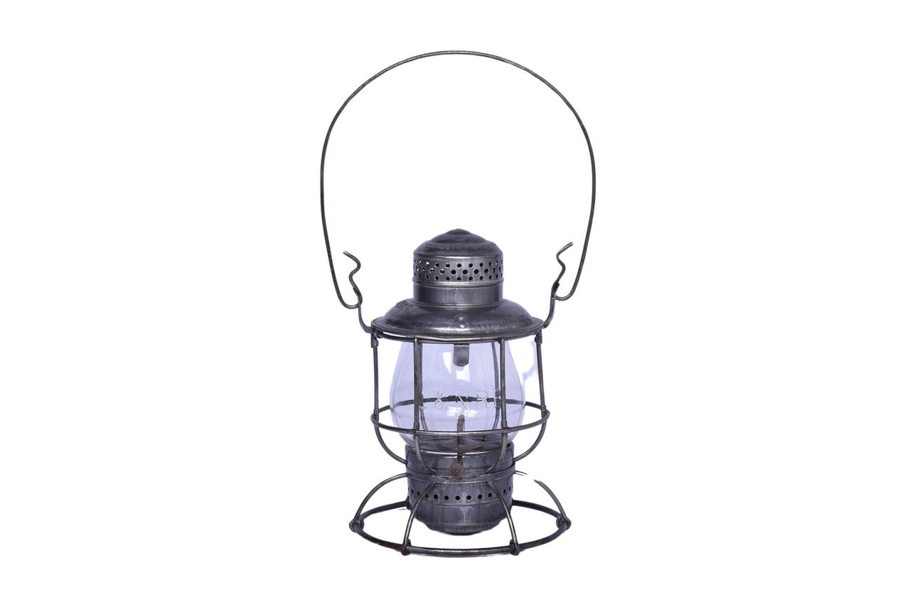 6364 - Armspear Louisville and Nashville Railroad Lantern with Clear Cast Globe thumbnail