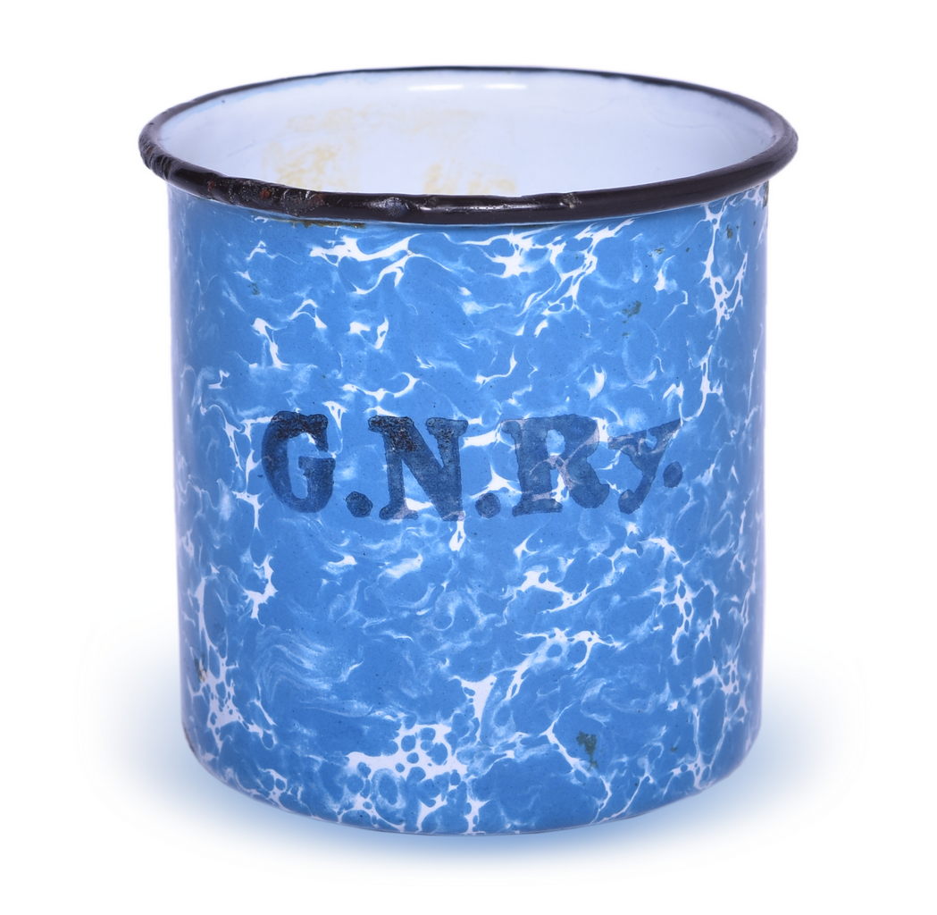 6413 - Great Northern Railway Graniteware Marble Porcelain Enameled Drinking Cup thumbnail