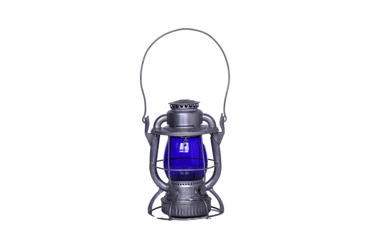 6422 - Dietz Vesta New York, Ontario, and Western Railroad Lantern with Reproduction Blue Cast Globe thumbnail
