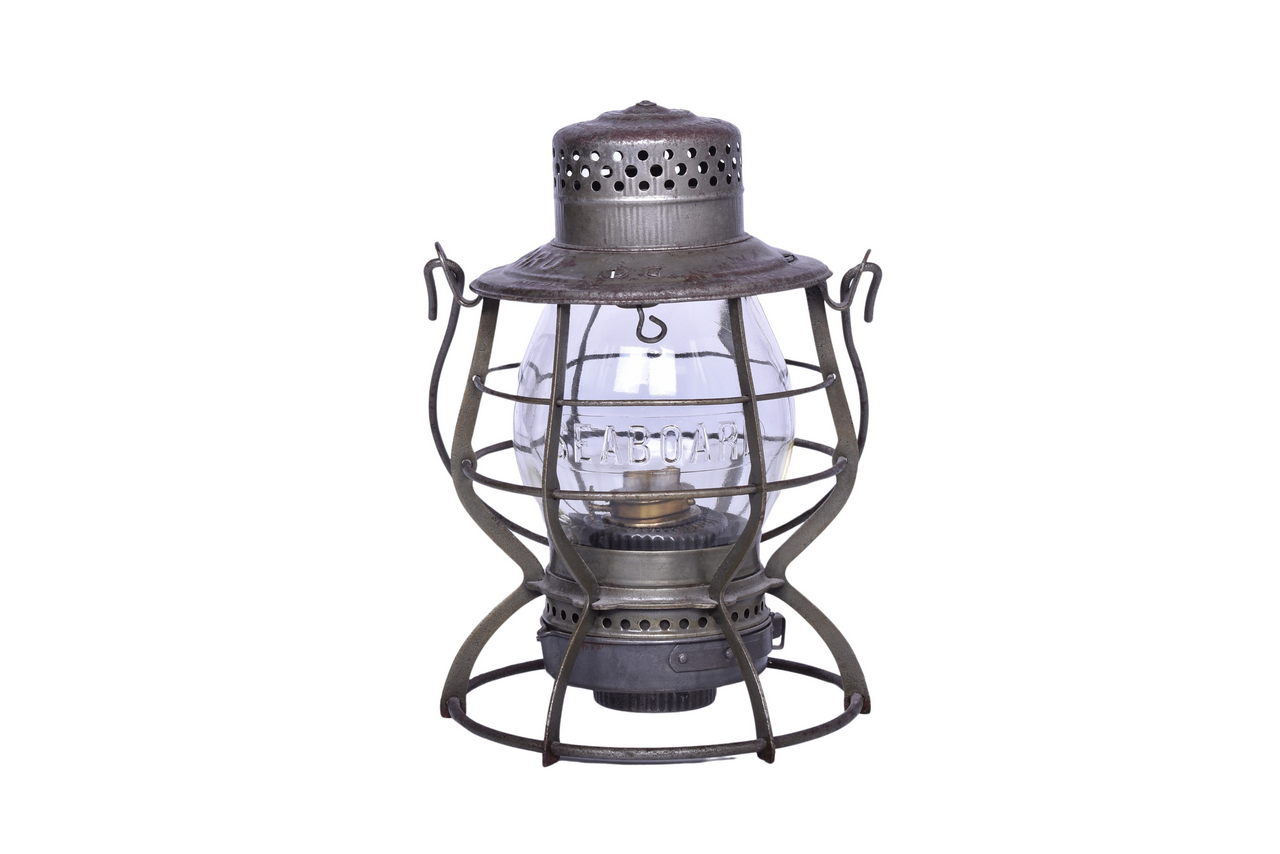 6434 - Seaboard Railroad Keystone Casey Lantern w/ Clear Cast Globe thumbnail