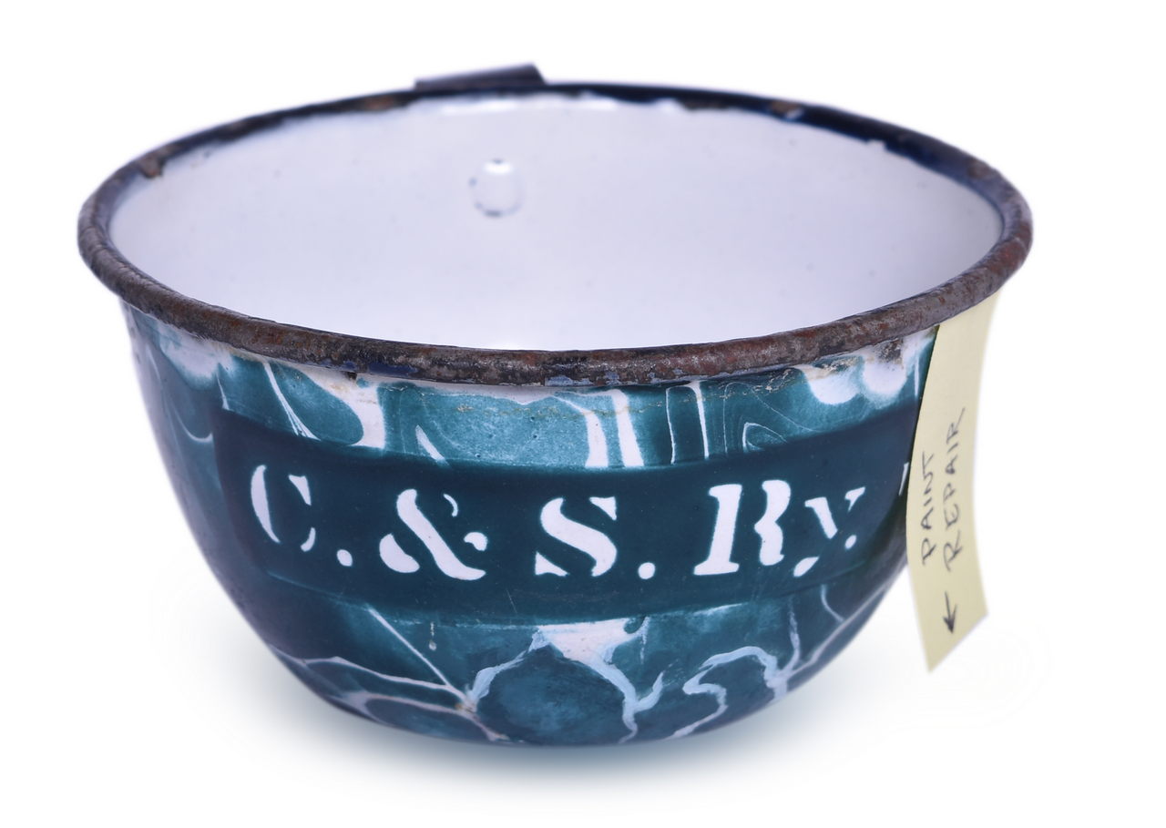 6443 - Colorado & Southern Railway Green Swirl Enamelware Drinking Cup thumbnail