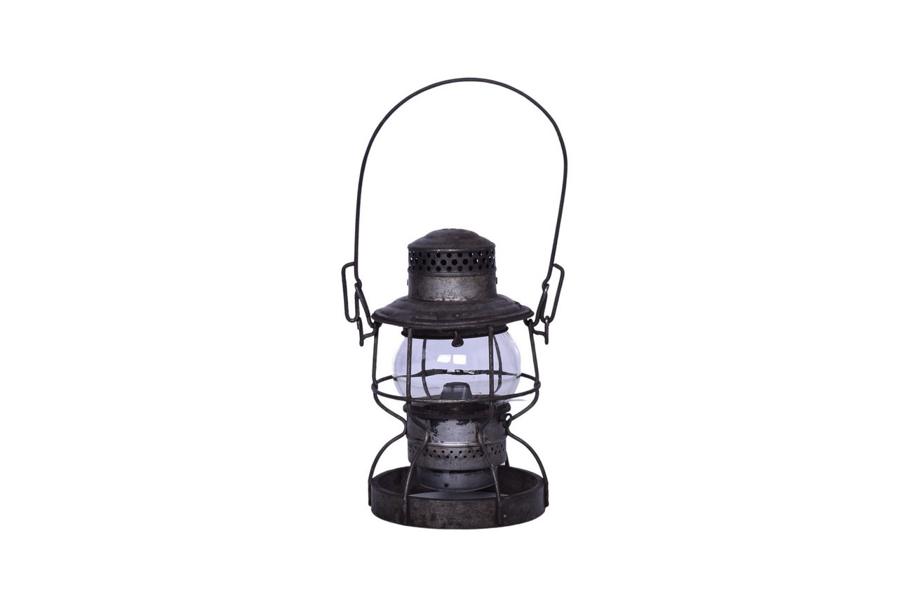 6446 - Adams & Westlake Chesapeake and Ohio Railway Kero Railroad Lantern with Weighted Base thumbnail