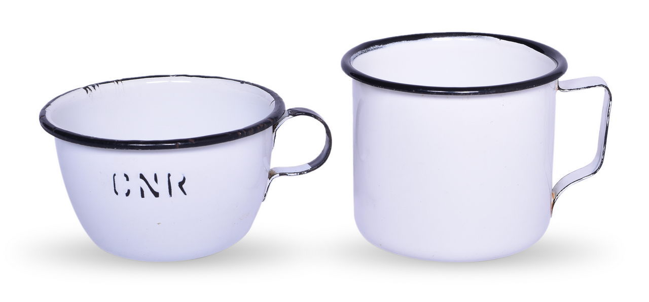 6451 - Pair of Canadian National Railroad Enamelware Drinking Cups thumbnail