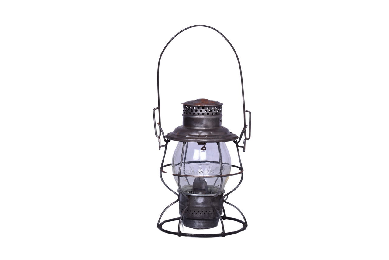 6472 - Adlake Reilable Norfolk and Western Railway Railroad Lantern with Clear Cast Globe thumbnail