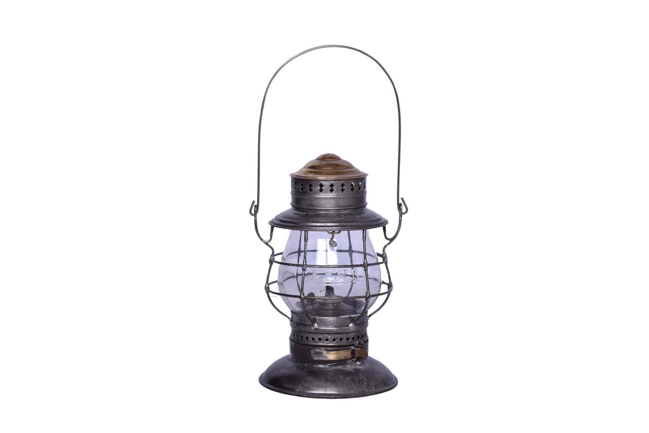 6523 - Flint & Pere Marquette Railroad Brass Top Bell Bottom Lantern w/ Clear Cast Globe thumbnail