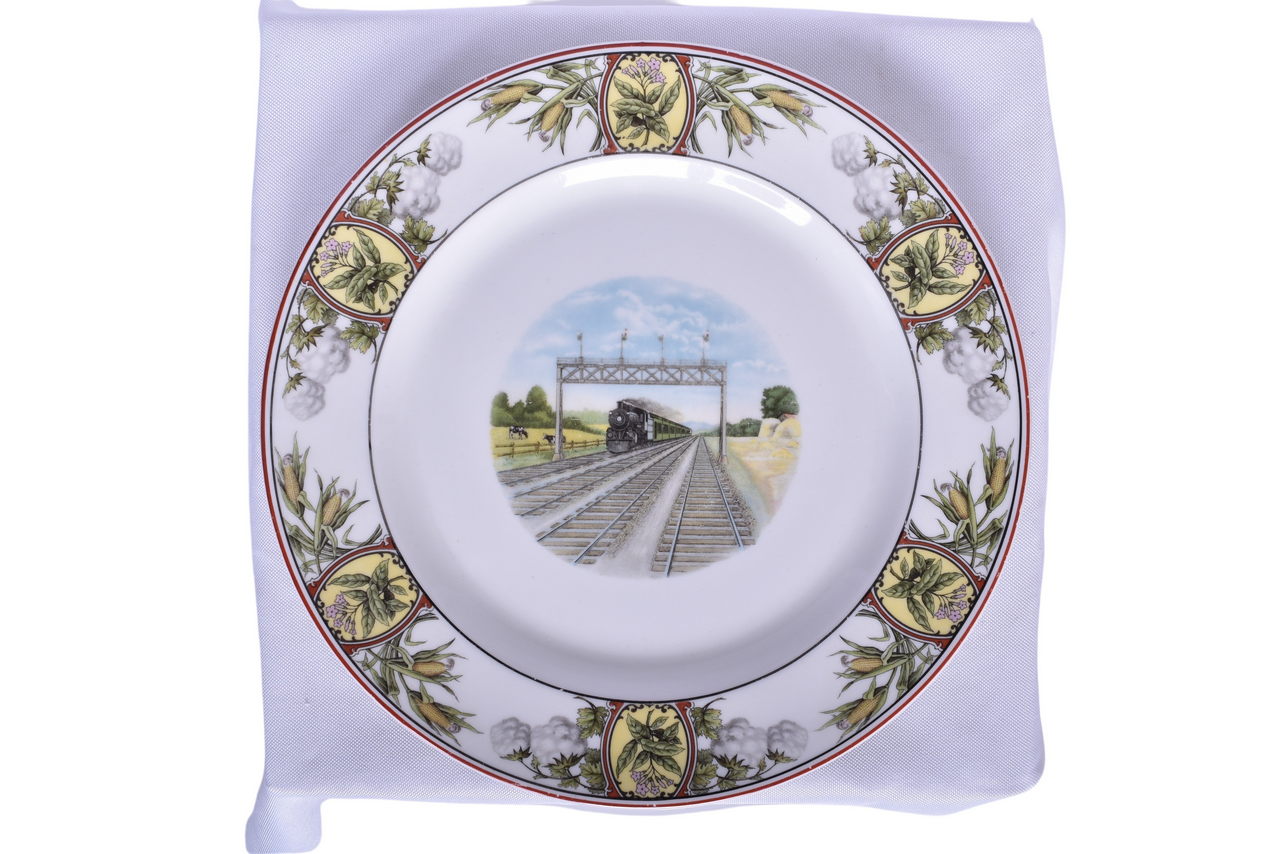 6544 - Illinois Central Railroad China Panama Limited Service Plate 10 1/4