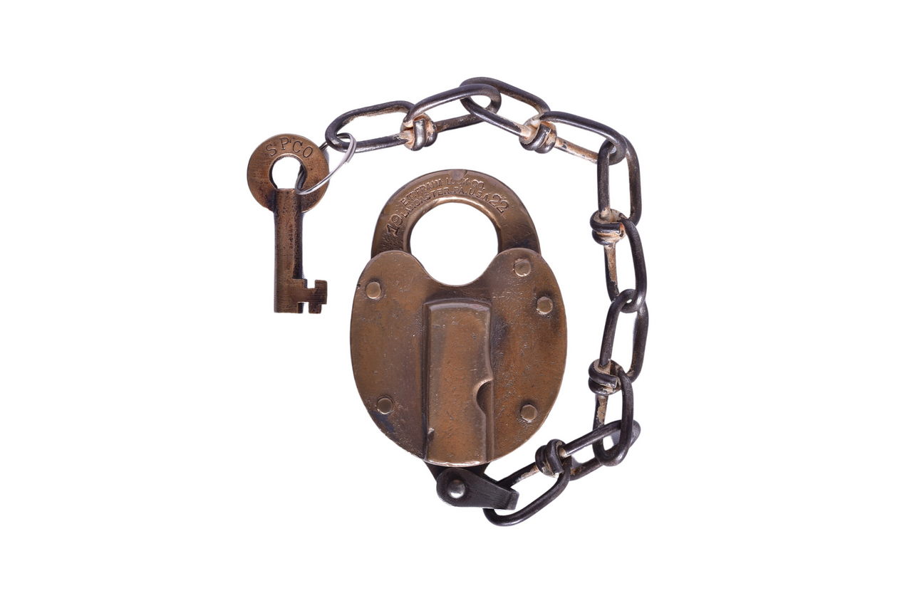 6575 - Fernwood, Columbia & Gulf Railroad Brass Heart Fraim Lock w/ Southern Pacific Key thumbnail