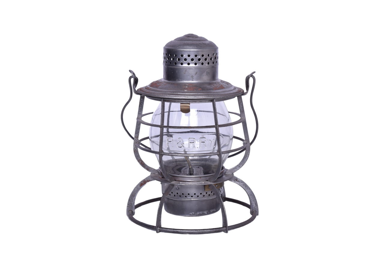 6607 - Armspear Philadelphia & Reading Railroad Locomotive Department Double Wire Guard Lantern w/ Clear Cast Tall Globe thumbnail