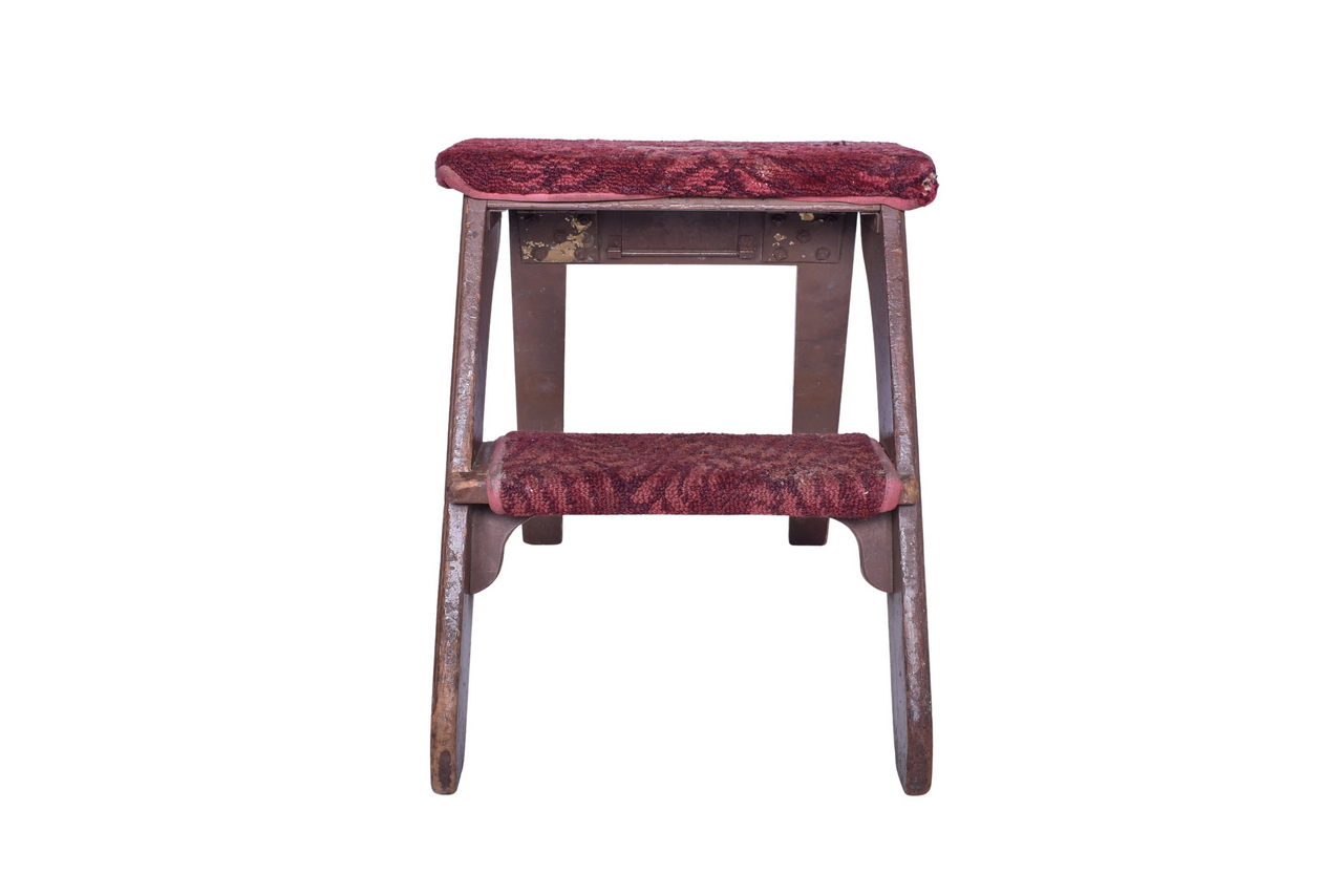 6608 - Pullman Passenger Car Berth Ladder/Stepstool thumbnail