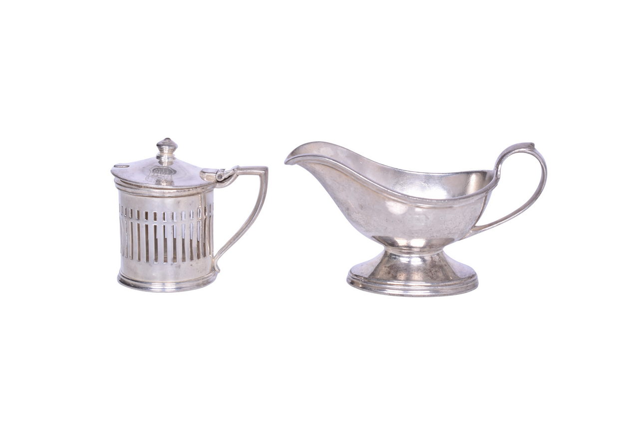 6681 - Reed & Barton Union Pacific Railroad Overland Route Silver Mustard Pot and Creamer Sauce Boat thumbnail