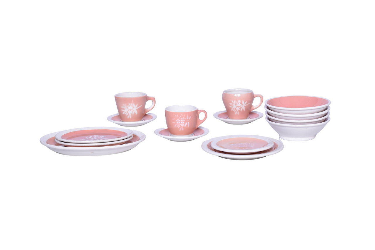 6001 - Fifteen Pieces of Illinois Central Railroad China Coral Coffee Cups, Saucers, Bowls, Oval Platters, Bread Plate, Etc. thumbnail