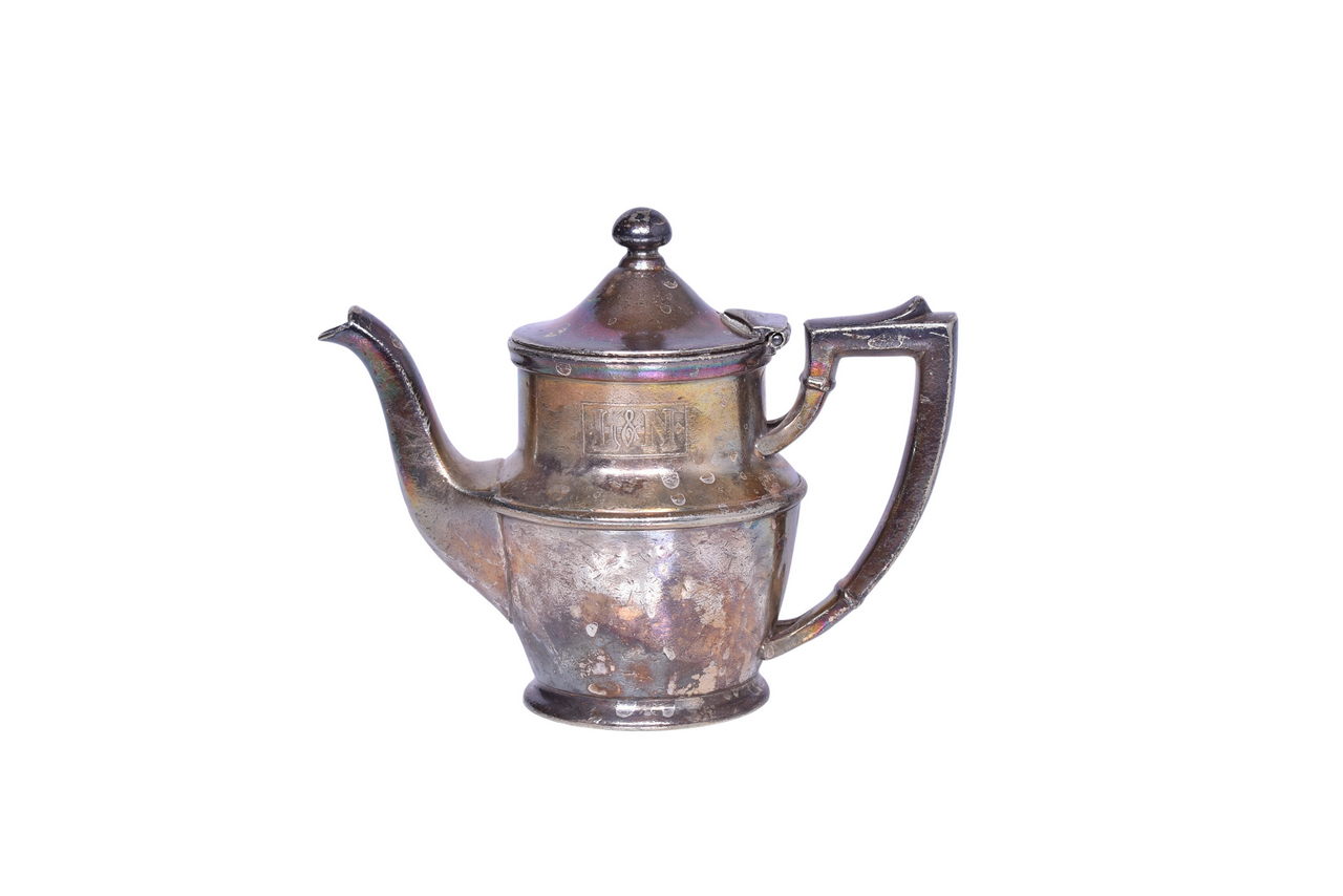 6037 - Louisville and Nashville Railroad International Silver Co. Teapot 10 Oz thumbnail