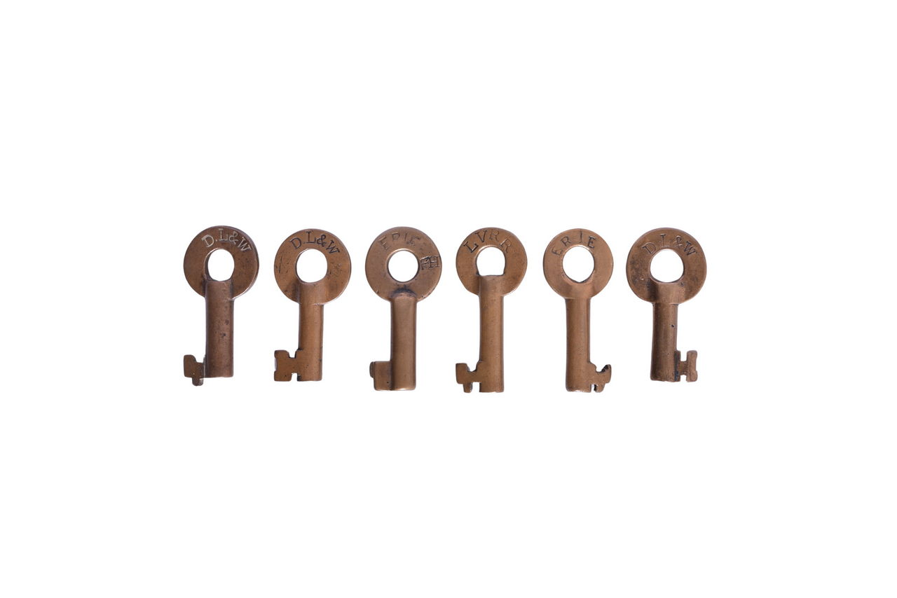 6076 - Six Eastern Railroad Keys - Delaware Lackawanna and Western, Erie, Lehigh Valley thumbnail