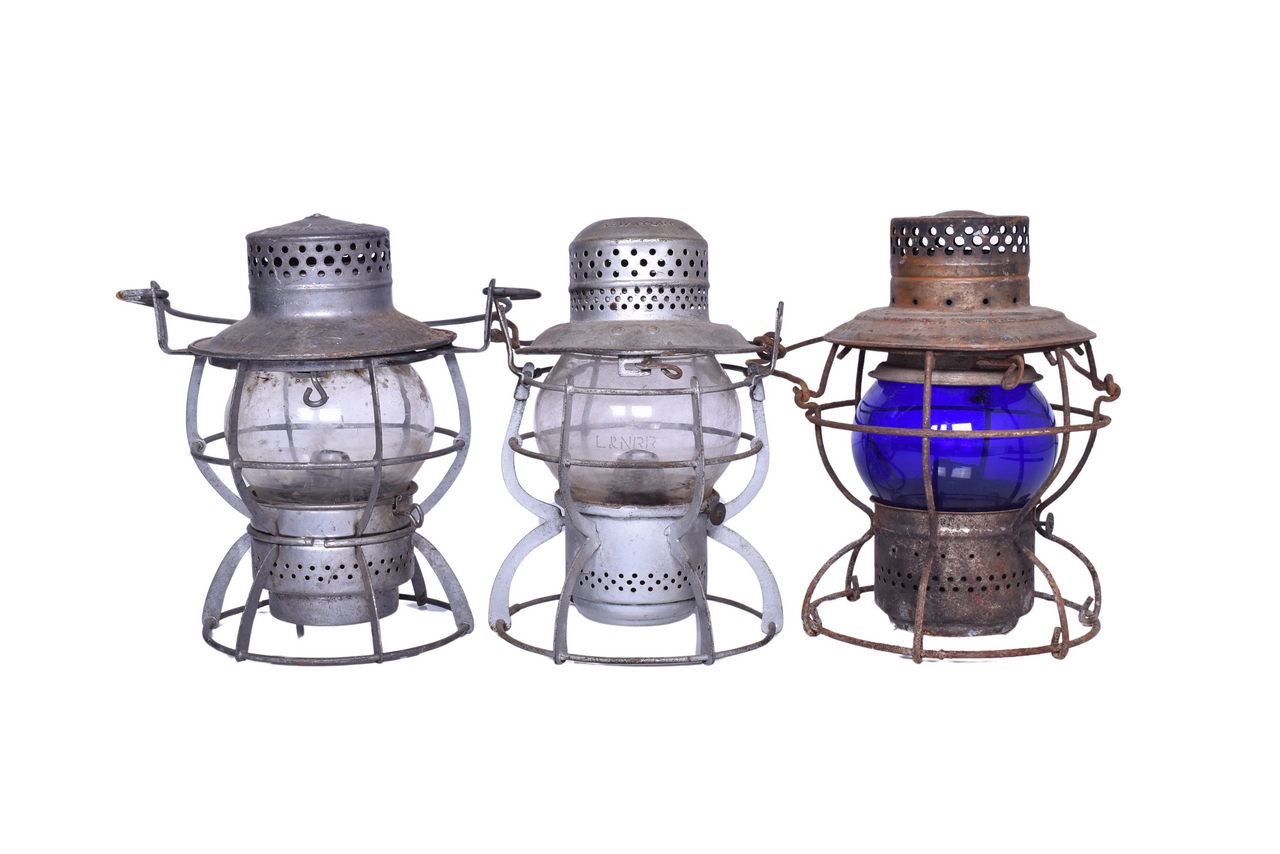 6100 - Trio of Louisville and Nashville Railroad Lanterns - Handlan, Dressel, and Armspear thumbnail