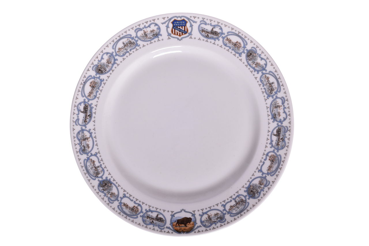 6117 - Union Pacific Railroad Historical China Dinner Plate 9 1/2