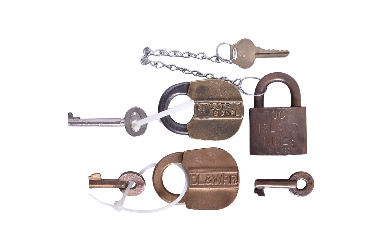 6152 - Three Brass Railroad Locks - Rock Island, Milwaukee Road, Delaware Lackawanna and Western thumbnail