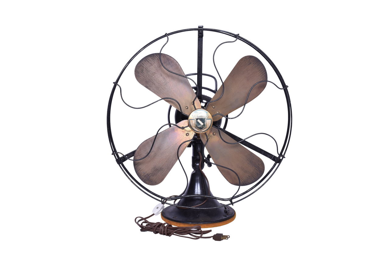6218 - Vintage Graybar Metal Table Fan thumbnail