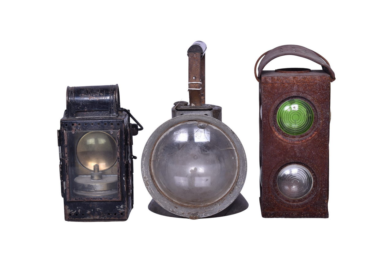 6228 - Three Lanterns - Deutsche Reichsbahn Carbide, Oxweld Carbide, Unknown thumbnail